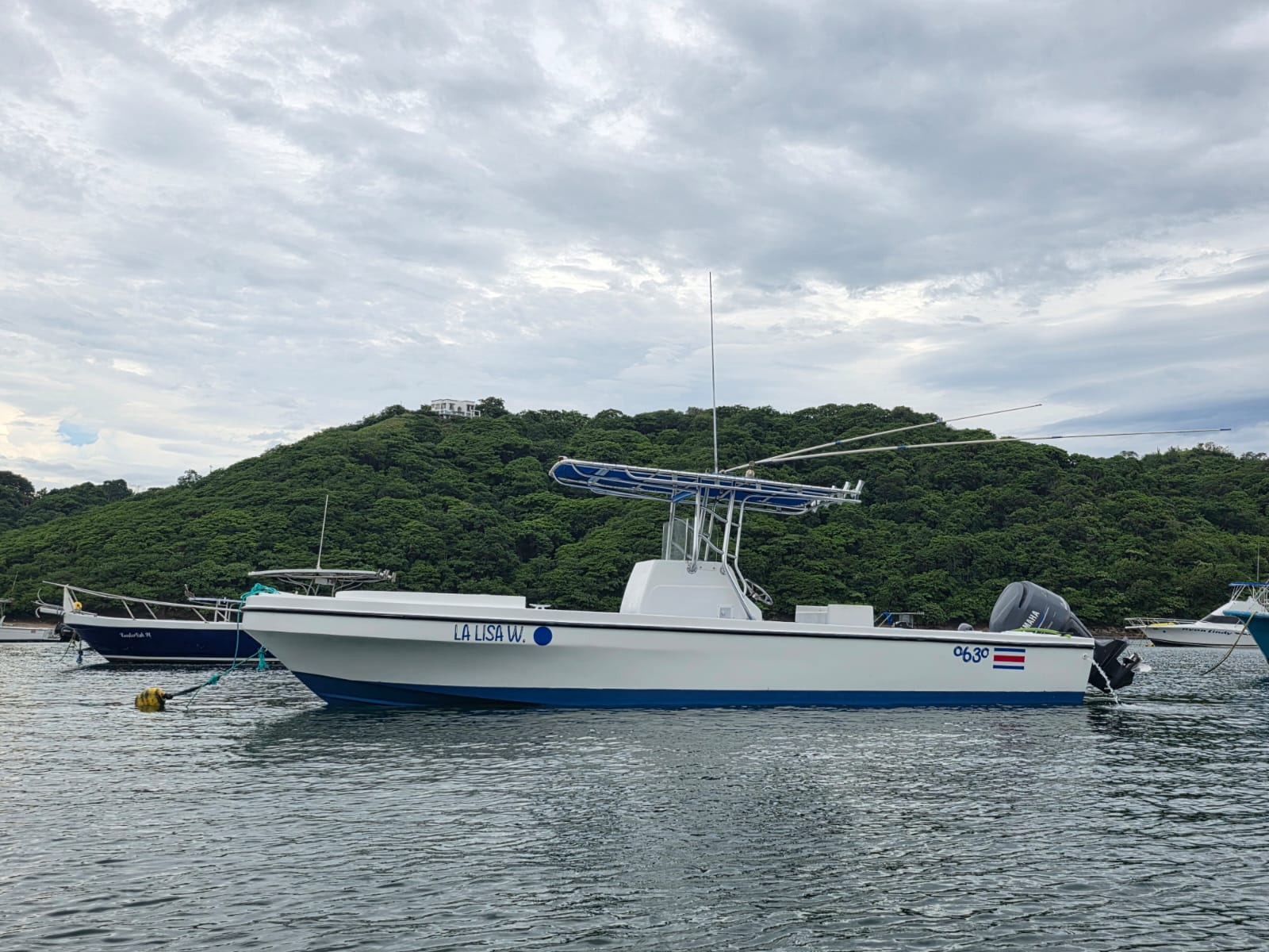 La Lisa W charter boat in Playa El Jobo
